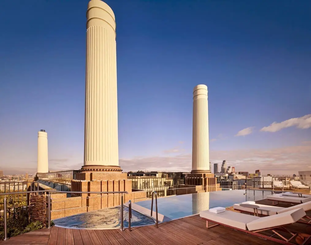 Rooftop infinity pool with Battersea Power Station view at art'otel Hotel with pool near Battersea Power Station.