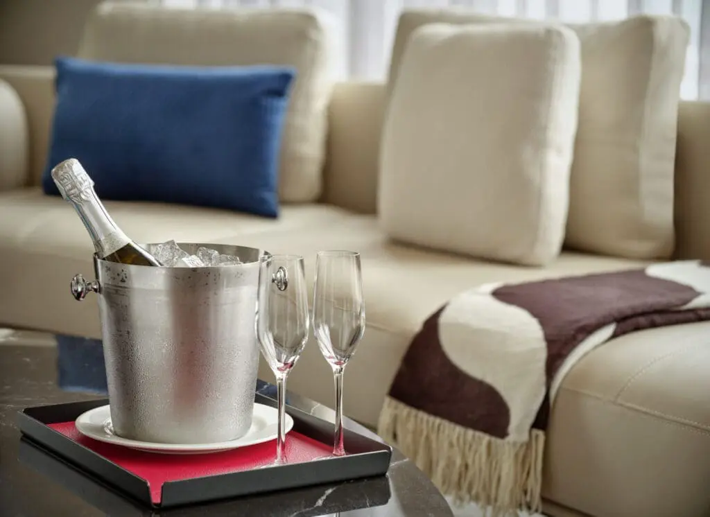 Copyright Matthew Shaw All rights reserved and all moral rights asserted. See licence supplied with this image for full terms & conditions. Copy available at: www.matthewshaw.co.uk/copyright.html